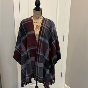 Chic Plaid Cape in Burgundy and Gray